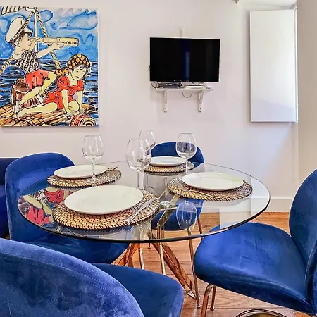 דירה Like A Typical Portuguese House With Private Patio