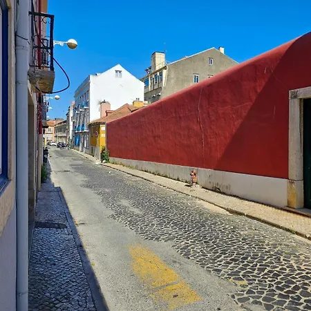 Like A Typical Portuguese House With Private Patio