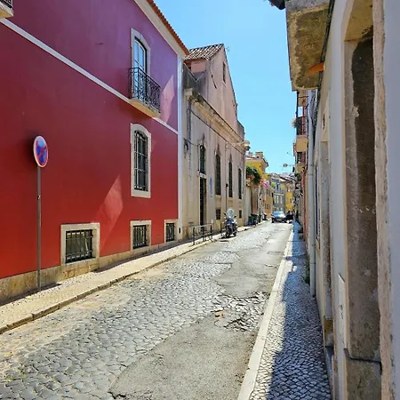 Like A Typical Portuguese House With Private Patio 公寓 Lisboa