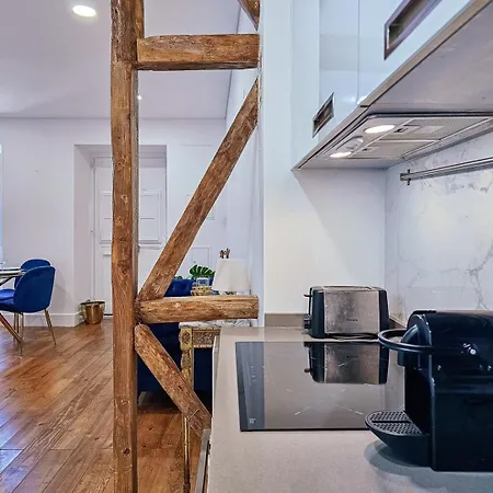 Like A Typical Portuguese House With Private Patio 公寓 *