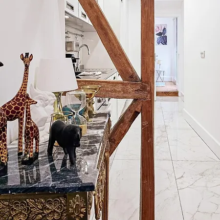 Like A Typical Portuguese House With Private Patio Lisbona