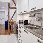 Like A Typical Portuguese House With Private Patio * リスボン
